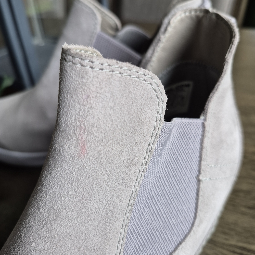 Sorel Gray Slip-On Sneakers with Elastic Panels - Picture 2 of 11